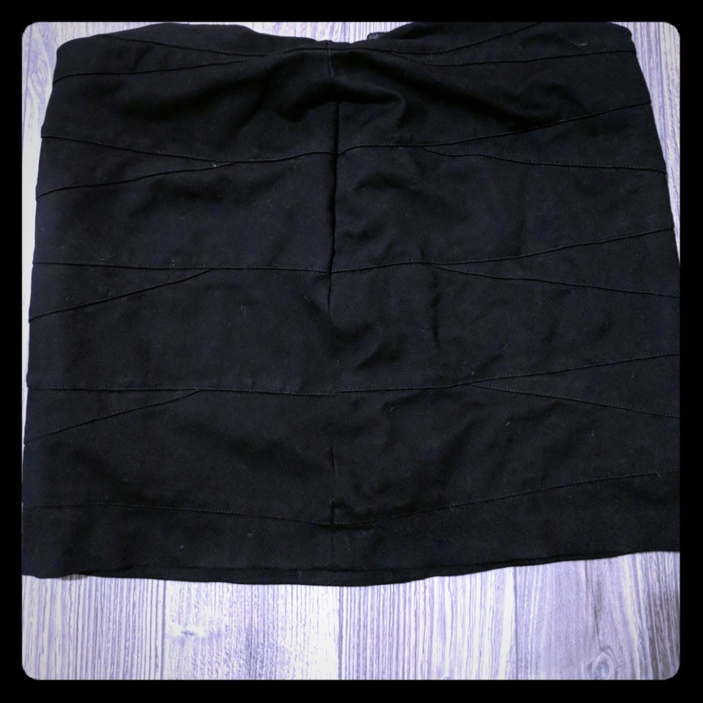 Kenar Black Skirt